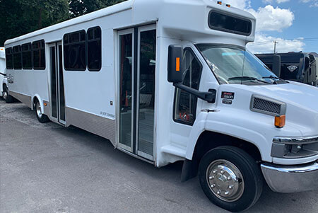 Large party buses in Tampa